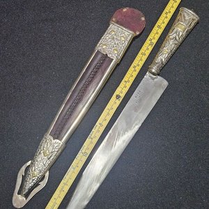 Cuchillo de Hoja Larga con Vaina Decorada Estilo "Picasso" - imagen 11