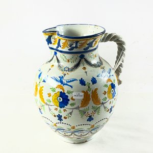 Jarra en ceramica española blanca floral 32 cm (asa fisurada) - imagen 1
