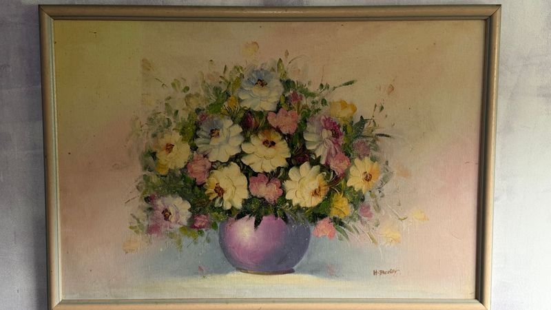 Cuadro Decorativo: Pintura de Flores en Jarrón Lila