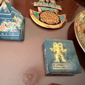 Conjunto de Artículos Decorativos de Perú y Colombia - imagen 7