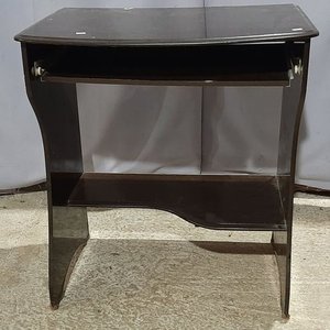 Mesa de Computadora Oscura en MDF - imagen 2