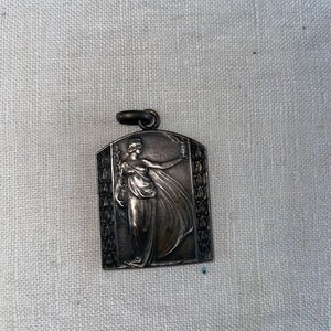 Lote siguiente: Medalla de Plata Campeonato de Ciclismo 1930 - DASSORI