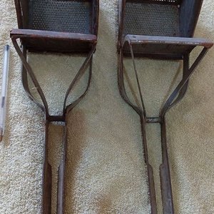 Lote anterior: Dos Prensas para Puré de Metal, Origen EE.UU.