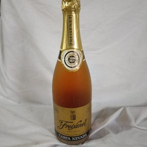 Lote siguiente: Botella Freixenet Carta Nevada Espumante