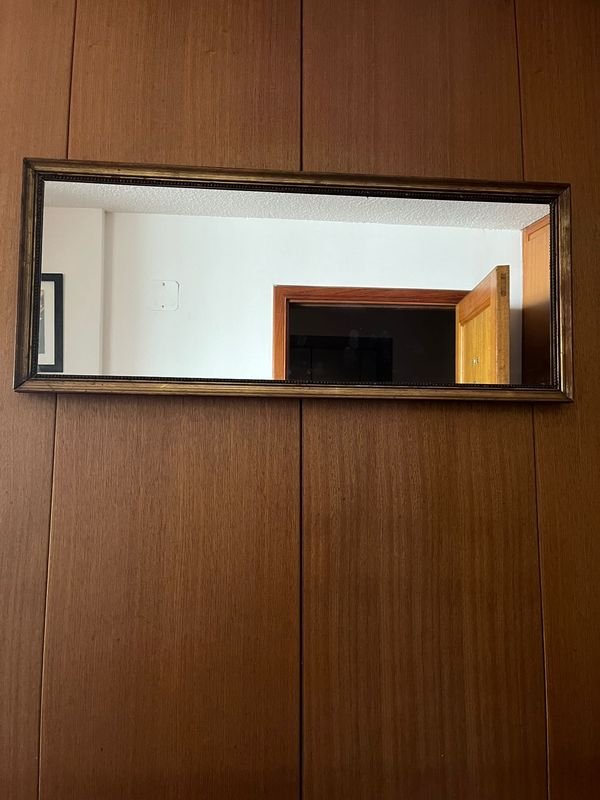 Espejo rectangular con marco de oro en excelente estado - imagen 4