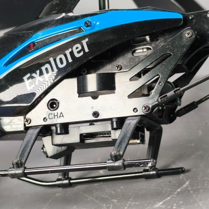 Helicópteros con cámara y control remoto - imagen 14