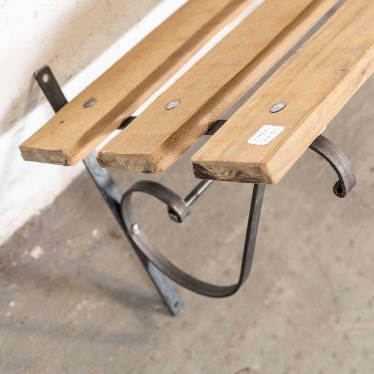 Ganchera de madera y hierro para almacenamiento - imagen 2