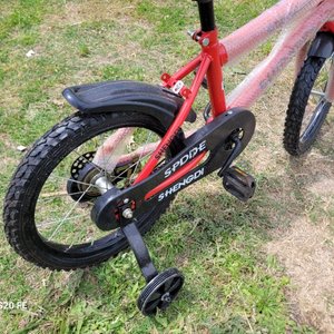 Bicicleta Infantil Roja con Canasto y Rueditas de Apoyo - imagen 5