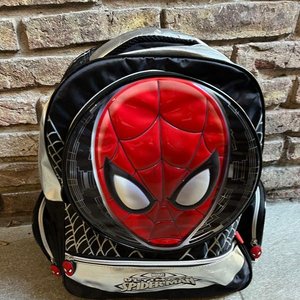 Mochila Escolar Spiderman Roja y Plateada - imagen 1