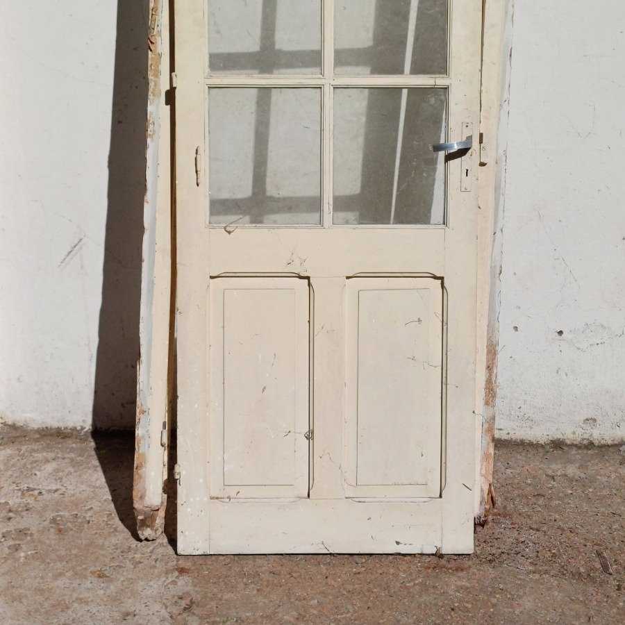 Puerta de tablero en cedro con vidrios estilo colonial y marco de pinotea - imagen 3