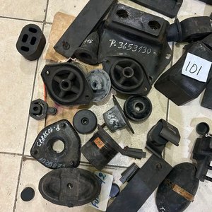 Lote siguiente: Lote de Soportes de Motor y Gomas Antivibración