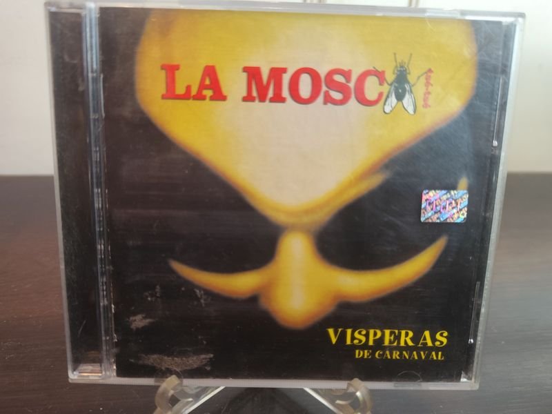 CD "Vísperas de Carnaval" de La Mosca Tsé-Tsé (1999)