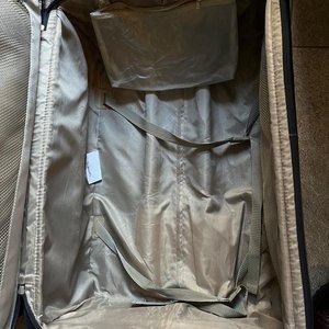 Valija Samsonite Negra Grande con Ruedas - imagen 6