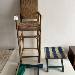 Sillón Alto de Mimbre Infantil con Dos Banquetas Plegables Rayadas - imagen 2