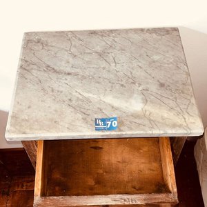 Mesa de Luz Antigua con Cajón, Puerta y Mármol - imagen 4