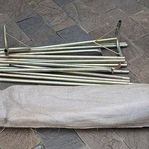 Estructura Metálica para Carpa de Jardín y Ganchos - imagen 2