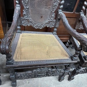Juego de 2 Sillones Antiguos de Madera Tallada con Esterilla - imagen 3