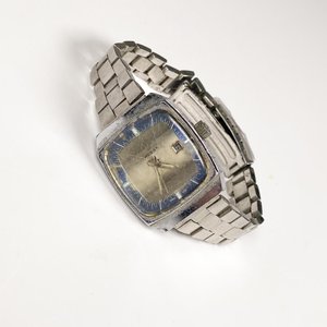 Lote anterior: Reloj de Pulsera Tressa para Dama con Malla Metálica