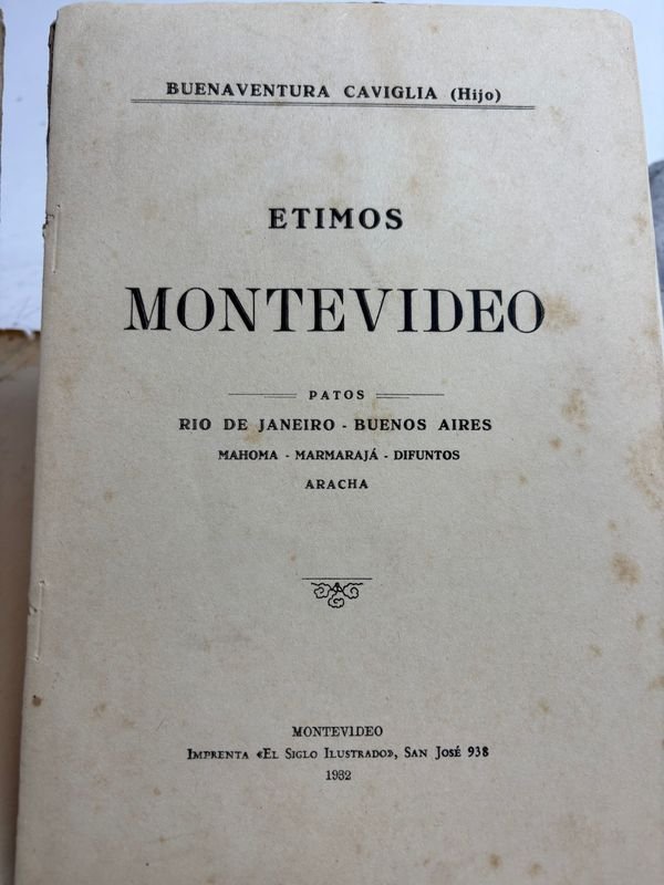 Buenaventura caviglia(hijo) ETIMOS MONTEVIDEO - montevideo 1932: Un libro antiguo con una mano - imagen 3