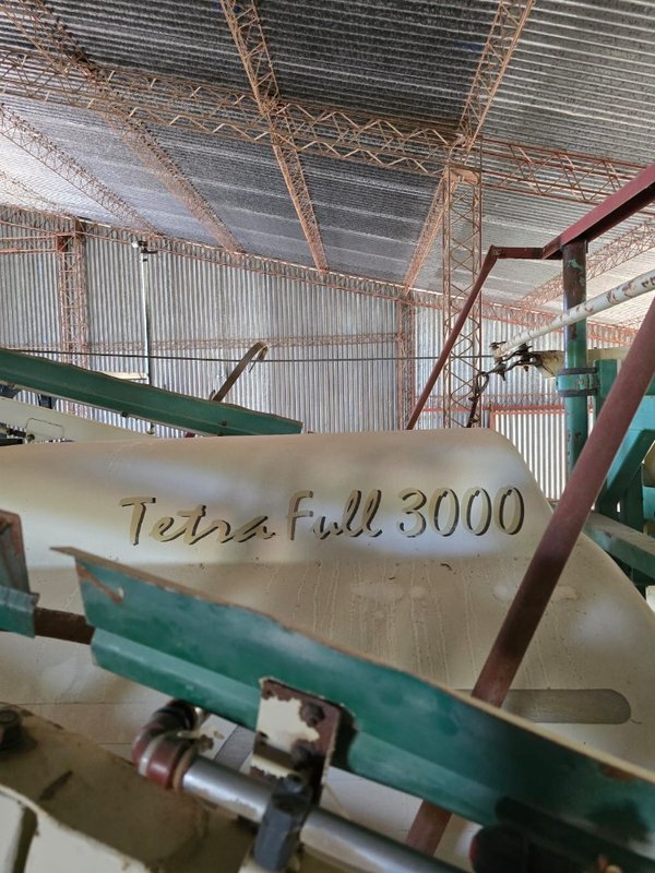 Fumigadora Pampero Tetra Full de 3.000 litros para agricultura - imagen 7