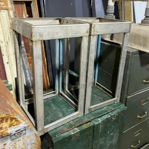 Lote anterior: Par de Bases Metálicas Rectangulares de Acero Inoxidable