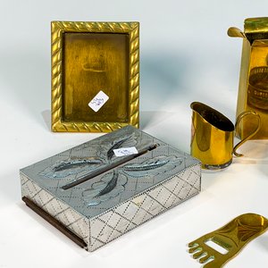 Lote de 12 Piezas Vintage en Bronce y Peltre: Cenicero, Veleros, Jarras y Más - imagen 2