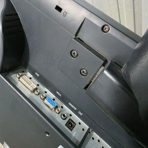 Monitor Soyo 17" LCD Wide Screen - imagen 5