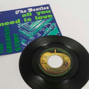 Disco Vinilo Single The Beatles "All You Need Is Love" Serie Especial Coleccionistas Apple EMI Italia - imagen 2
