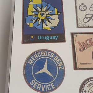 Lote de 8 Chapas Vintage: Mercedes, Jack Daniels, BOLS Ginebra, Uruguay y más - imagen 5
