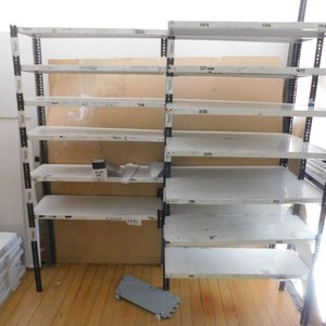 Estantería de metal - imagen 2