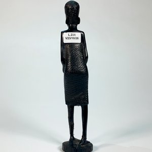Talla en Madera Dama Africana con Canastos - 22 cm - imagen 4