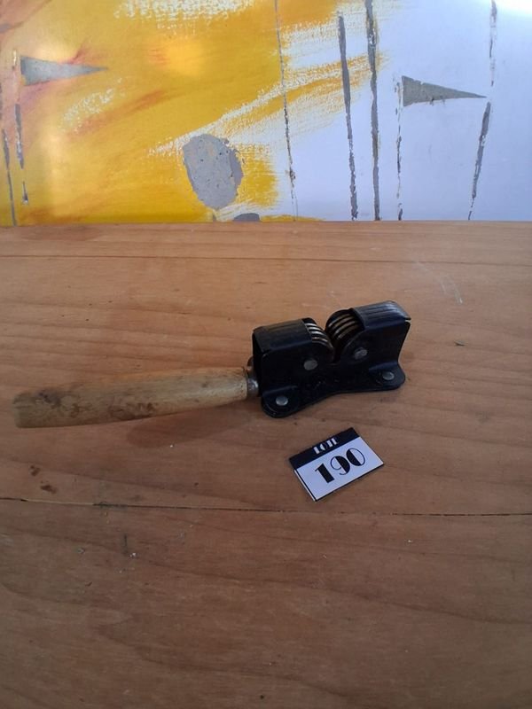 Item 849659 - Image 2