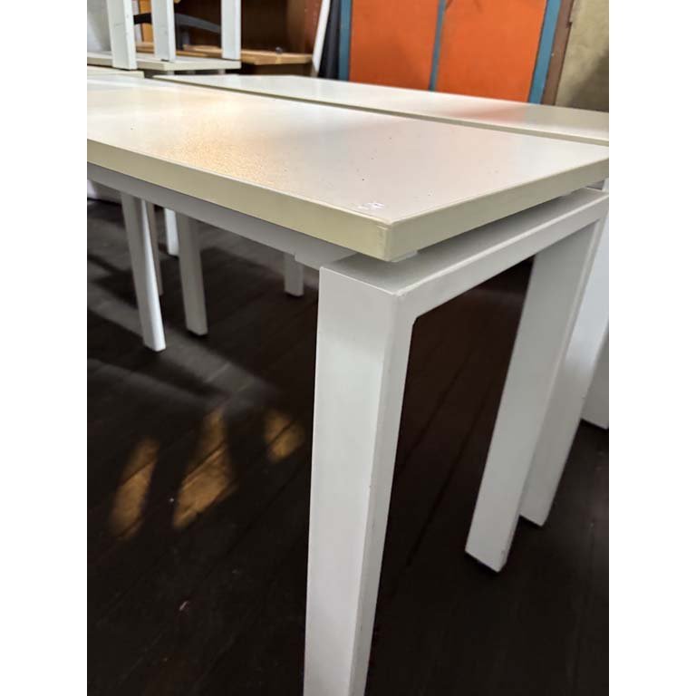 Item 2104701 - Image 1