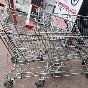 Lote de 5 Carros de Supermercado Metálicos - imagen 1