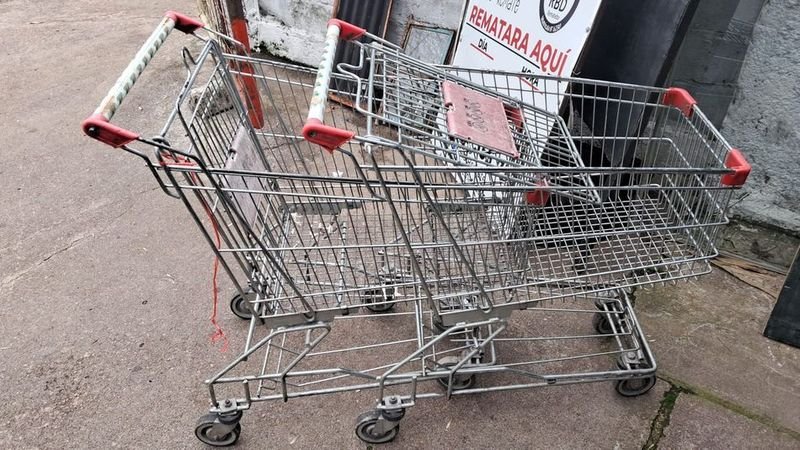 Lote de 5 Carros de Supermercado Metálicos