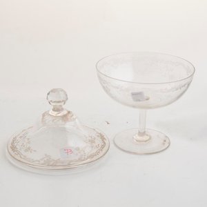 Dulcera de Cristal Tallado con Tapa y Diseño Floral - imagen 2