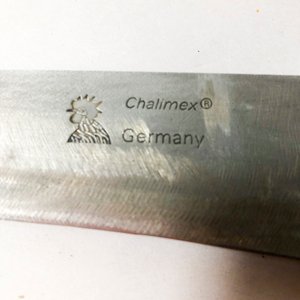 Plancha de Hierro Antigua y Cuchillo "Chalimex" con Mango de Guampa - imagen 2