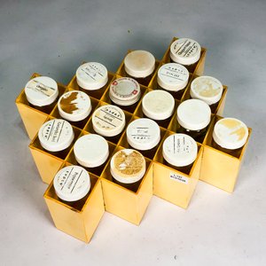 Juego de 18 Frascos para Especias con Soporte Amarillo - imagen 3