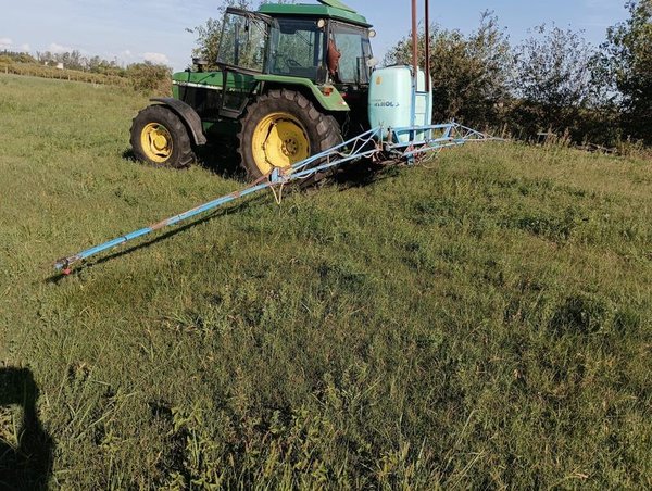 FUMIGADORA BERTHOUD 600 Lts 12 m de barral - Equipamiento para agricultura - imagen 2