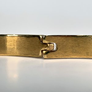 Pulsera Dorada con Números Romanos y Cierre - imagen 2