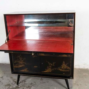 Mueble Bar Americano Laqueado Negro con Diseños Orientales Dorados - imagen 2