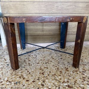 Mesa Auxiliar o de Centro de Madera con Tapa de Vidrio y Refuerzo Metálico - imagen 7