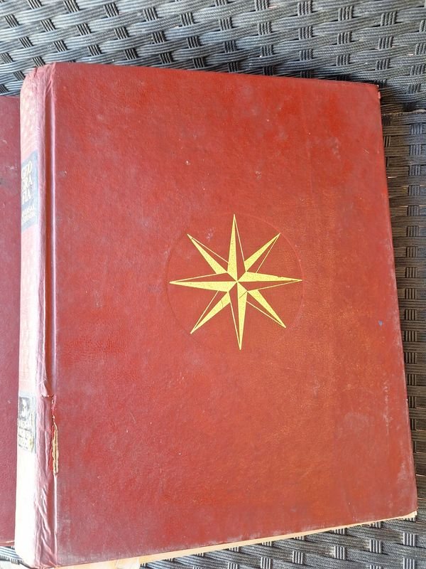 Item 879828 - Image 1