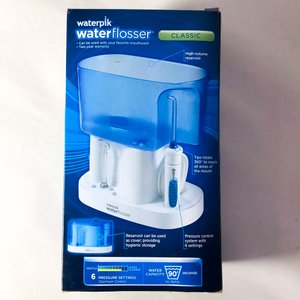Set de Cuidado Personal: Secador, Plancha, Depiladora, Afeitadora y Water Flosser - imagen 6