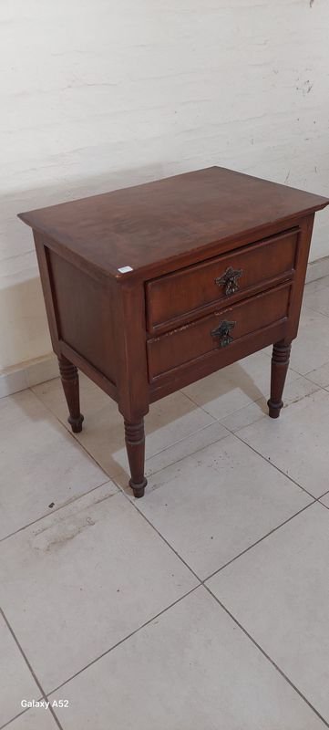 Mesa de luz madera clásica - imagen 2