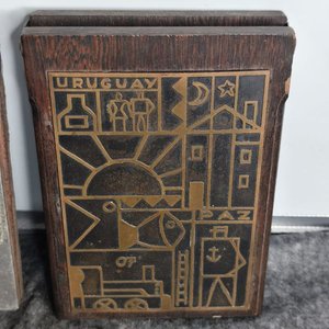 Dos Porta Libretas de Madera y Metal con Detalle en Bronce - imagen 4