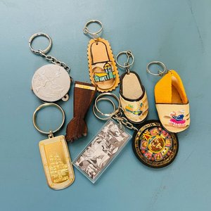 Llamador de ángeles, portallaves, llaveros y portalápices - imagen 4