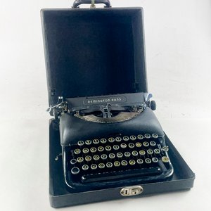 Máquina de Escribir Antigua Remington Rand con Estuche Negro - imagen 1