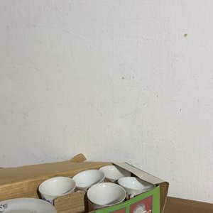 Lote anterior: Juego de Loza con Tazas y Platos Decorados