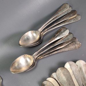 Lote de Cubiertos Christofle: Cucharas, Tenedores y Cuchillos - imagen 4